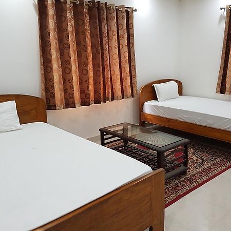 Dhamma Guest House Bodh Gaya Eksteriør billede